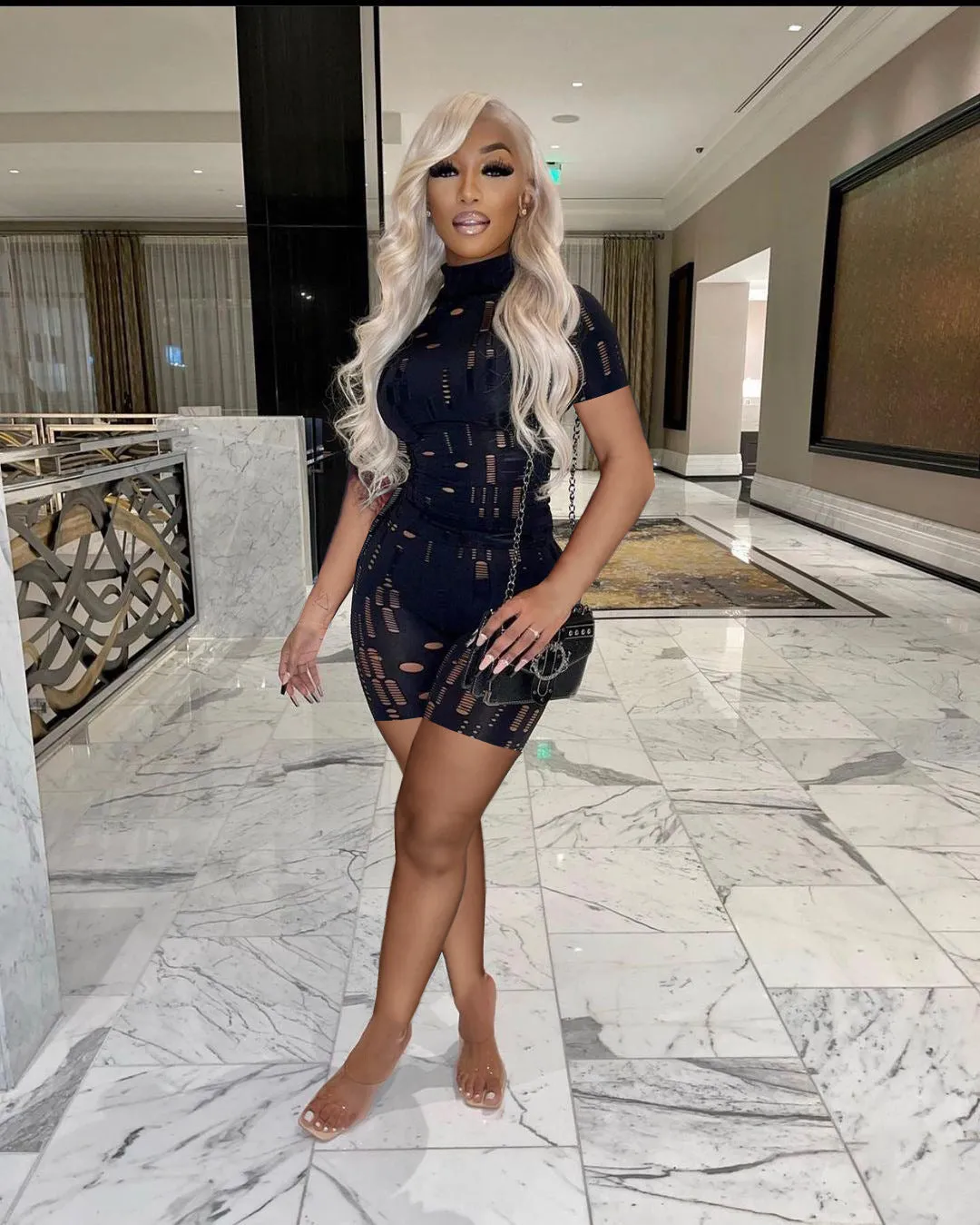 Fashion Ripped Short Sleeve Shorts Two Piece Set（AY1804）
